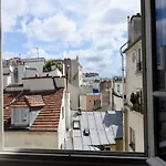 Beautiful Bright Apt In The Heart Of Paris