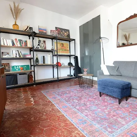 Apartment Beautiful Bright Apt In The Heart Of Paris